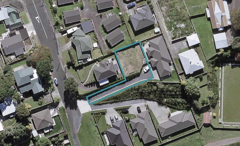 19 Rainsford Street, Moturoa, New Plymouth - Carousel 1