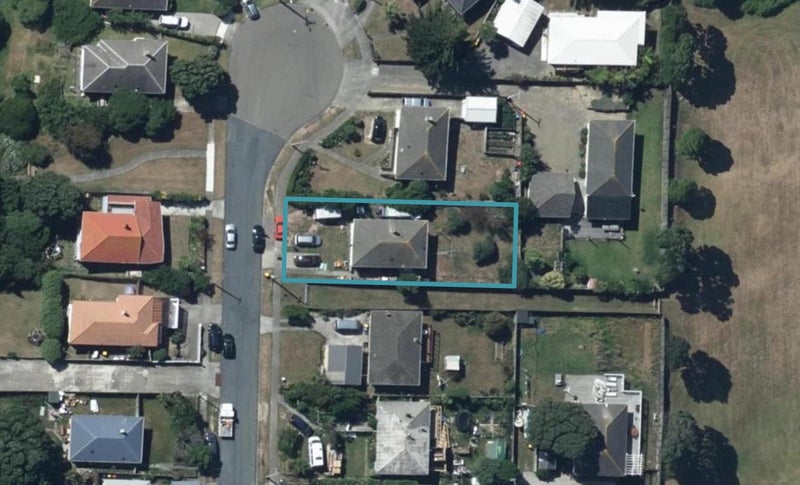 90 Tireti Road, Titahi Bay, Porirua - Carousel 1