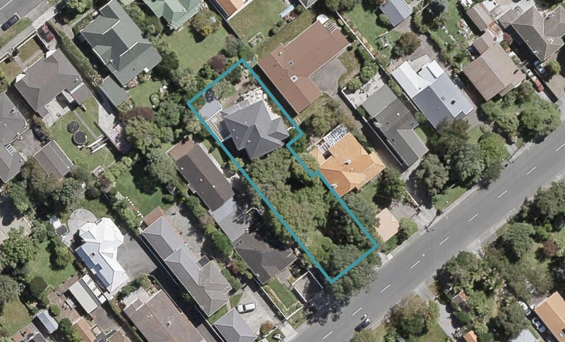 13 Penrose Street, Woburn, Lower Hutt - Carousel 1