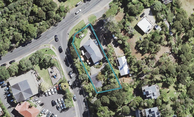 460 Huia Road, Laingholm, Auckland - Carousel 1