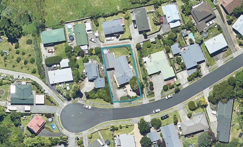 28 Te Arawa Place, Welcome Bay, Tauranga - Carousel 1