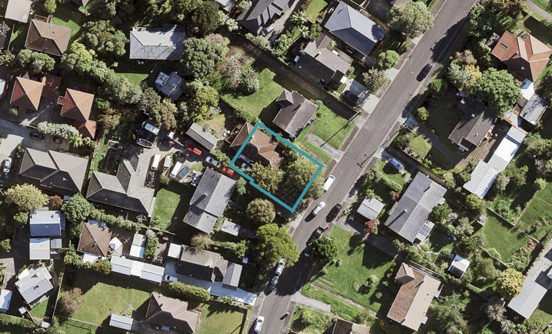 7 Tutuki Street, Waterview, Auckland - Carousel 1