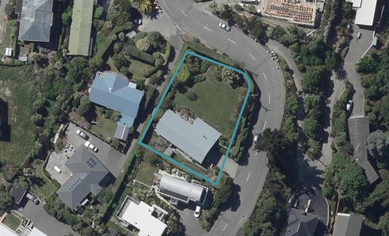102 Mount Pleasant Road, Mount Pleasant, Christchurch - Carousel 1