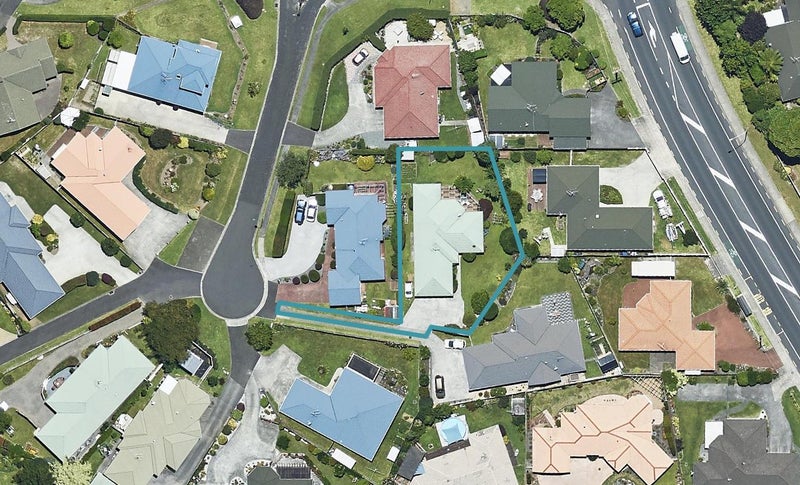 6 Hinton Place, Pyes Pa, Tauranga - Carousel 1