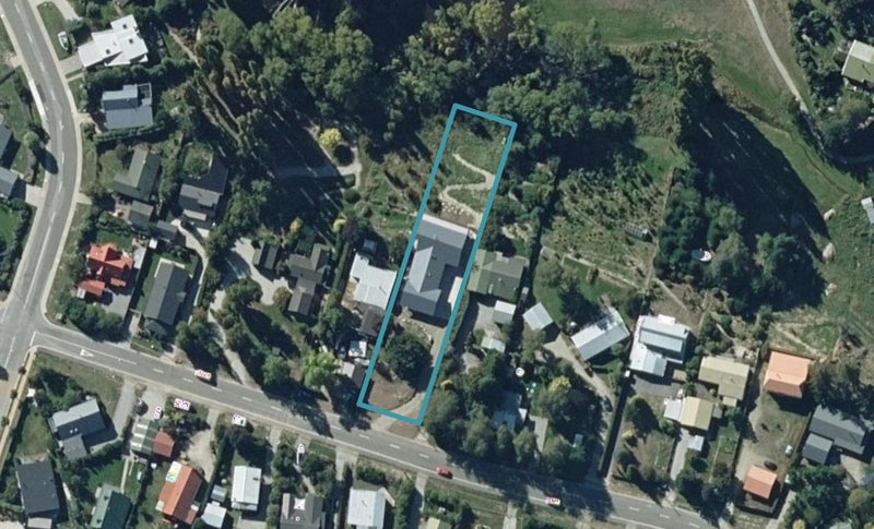 32 Lagoon Avenue, Albert Town, Wānaka - Carousel 1
