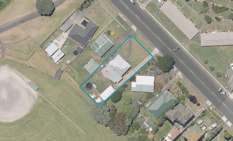 23 Puriri Street, Gonville, Whanganui - Carousel 1