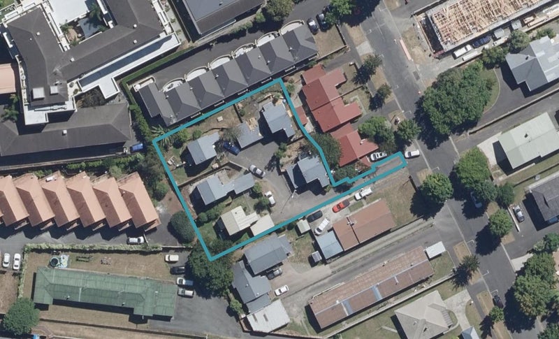 8A Fow Street, Hamilton Central, Hamilton - Carousel 1
