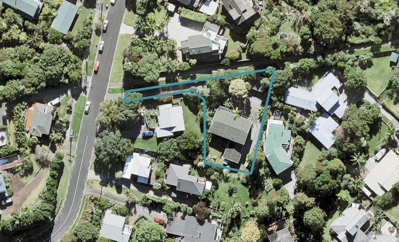 81 Hebron Road, Waiake, Auckland - Carousel 1