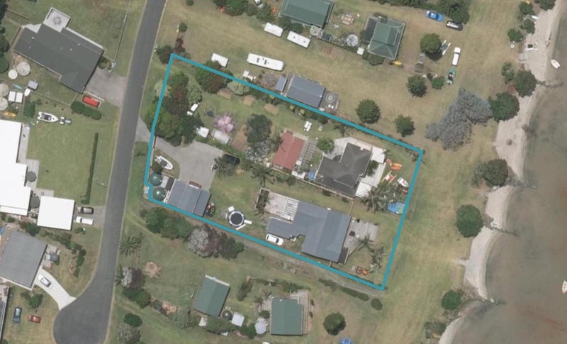 57 Lincoln Street, Mangawhai Heads, Mangawhai - Carousel 1