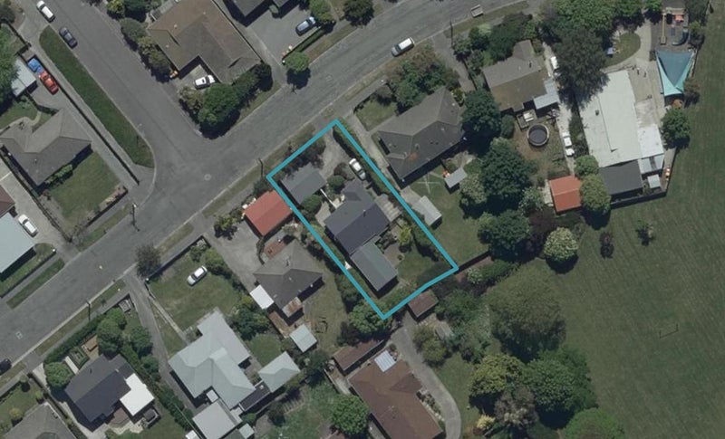 43 Pitcairn Crescent, Bryndwr, Christchurch - Carousel 1
