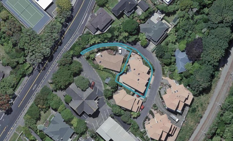 3/33 Box Hill, Khandallah, Wellington - Carousel 1