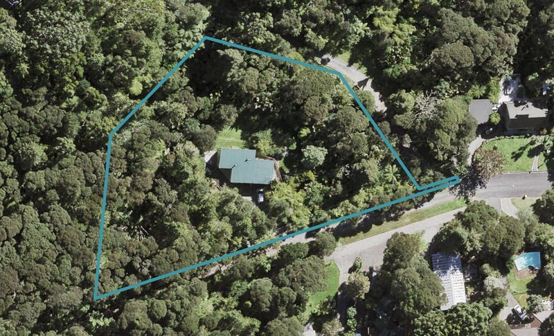 27 Fawcett Road, Laingholm, Auckland - Carousel 1