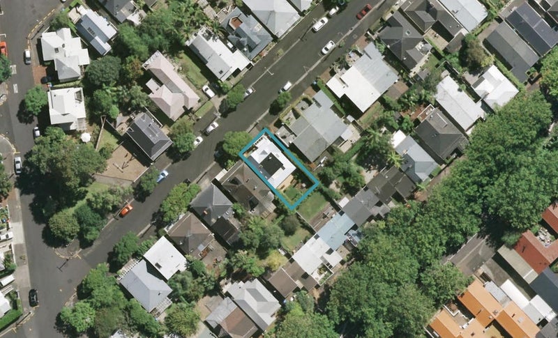 9 Ireland Street, Freemans Bay, Auckland - Carousel 1