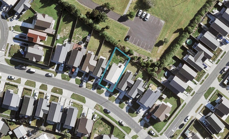 75 Kaimoana Street, Weymouth, Auckland - Carousel 1