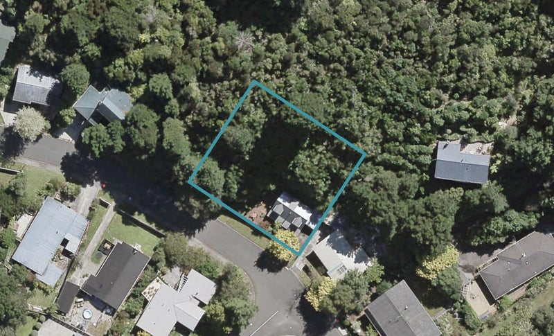29 Fendalton Crescent, Pinehaven, Upper Hutt - Carousel 1