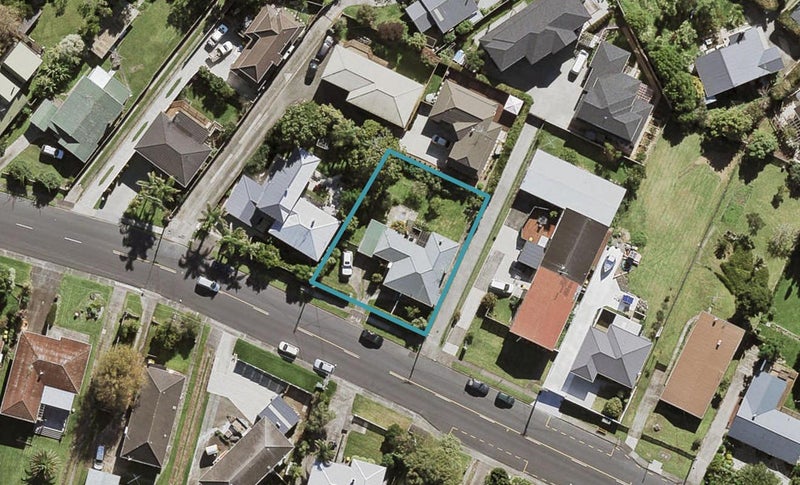 32 Exmouth Road, Northcote, Auckland - Carousel 1