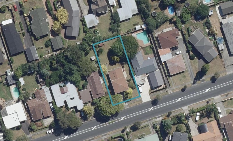 25 Glen Lynne Avenue, Queenwood, Hamilton - Carousel 1