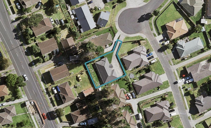23 Castlefinn Drive, Weymouth, Auckland - Carousel 1