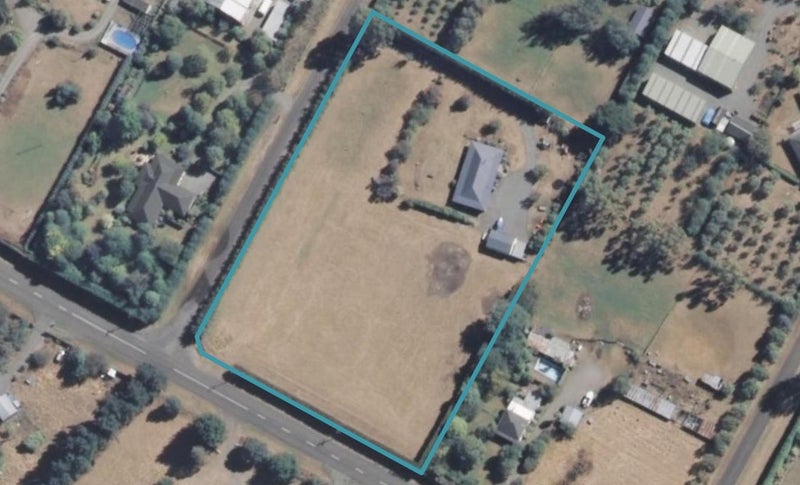 14 Grayburn Road, Elgin, Ashburton - Carousel 1