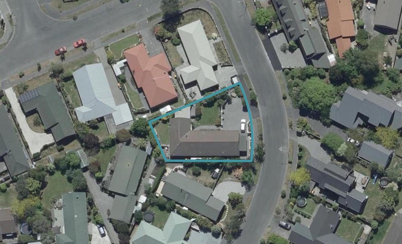 6 Forest Park Place, Parklands, Christchurch - Carousel 1