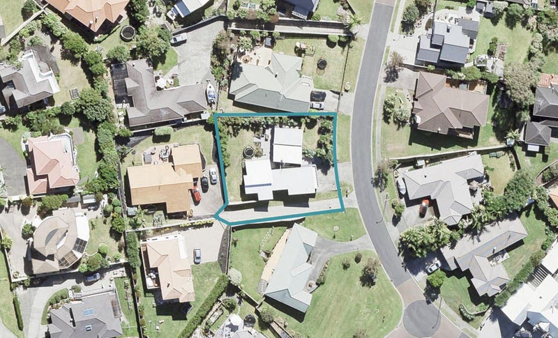 19 Commodore Court, Gulf Harbour, Whangaparaoa - Carousel 1
