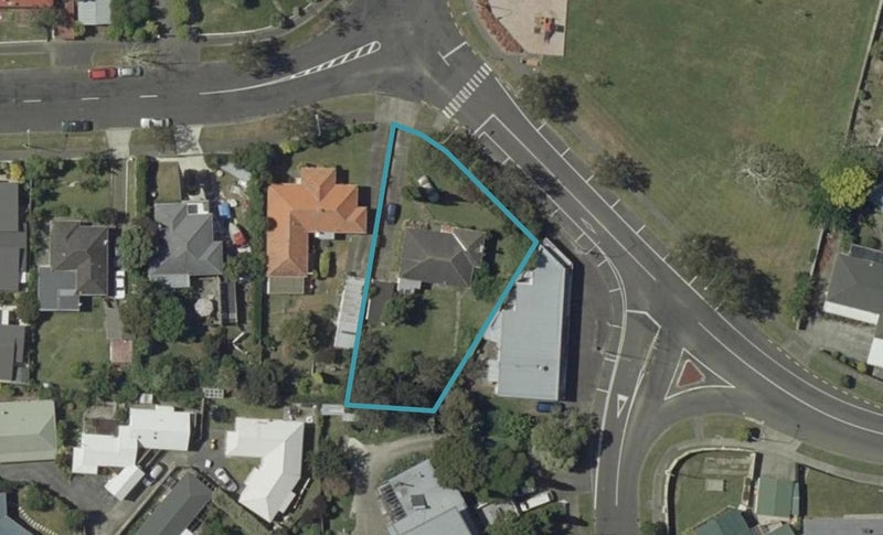 33 Franklin Avenue, Hokowhitu, Palmerston North - Carousel 1
