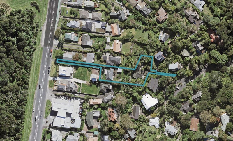 1/251 Glenfield Road, Hillcrest, Auckland - Carousel 1