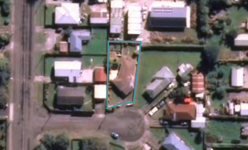 2 Tui Street, East Gore, Gore - Carousel 1