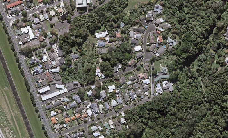 25 Frank Wilson Terrace, Welbourn, New Plymouth - Carousel 1