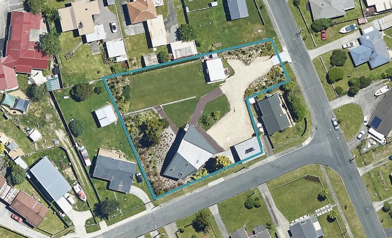 14 Tapsell Road, Fairy Springs, Rotorua - Carousel 1