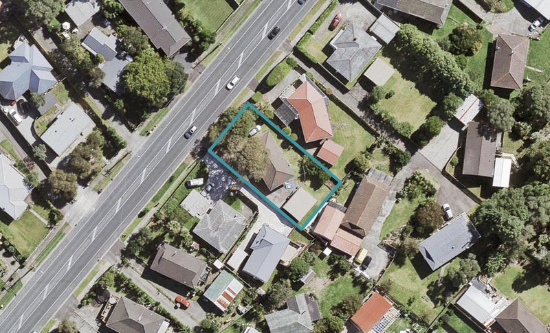 50 Forest Hill Road, Henderson, Auckland - Carousel 1