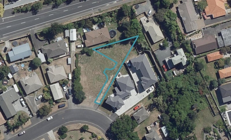 4/52 Banbury Crescent, Fairfield, Hamilton - Carousel 1