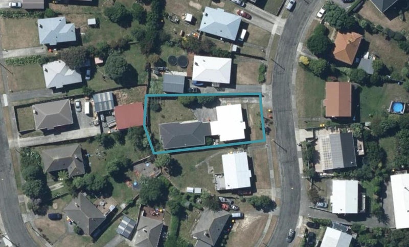 54 Waiuta Street, Titahi Bay, Porirua - Carousel 1