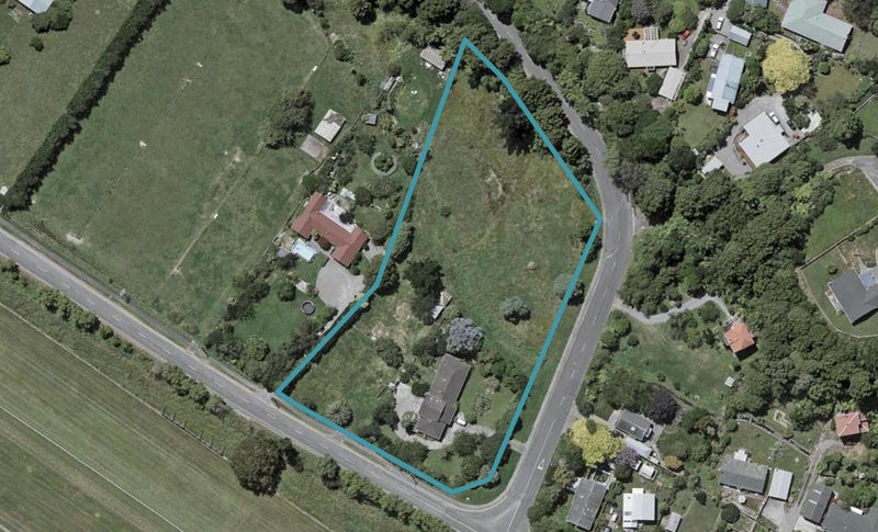 75 Freemans Road, Otaki - Carousel 1