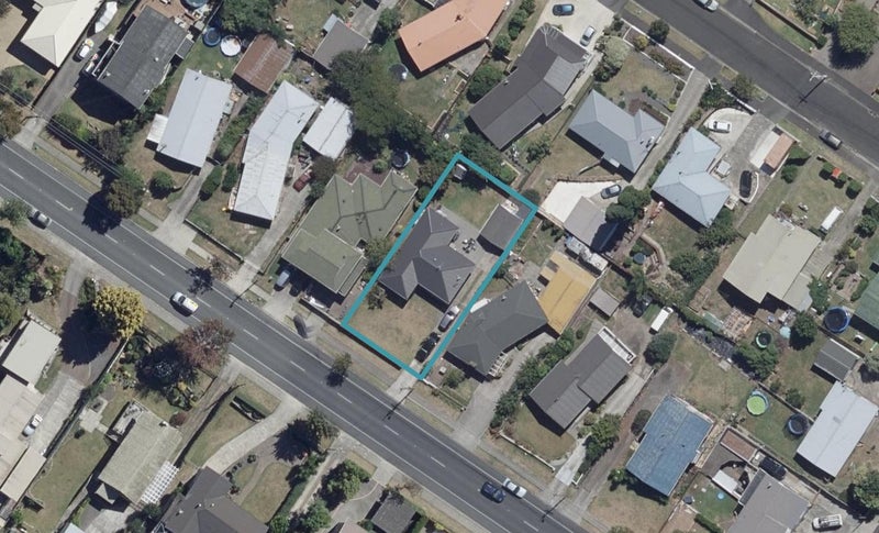 168 Newcastle Road, Nawton, Hamilton - Carousel 1