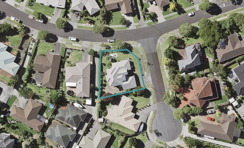 8 Ben Nevis Place, Northpark, Auckland - Carousel 1