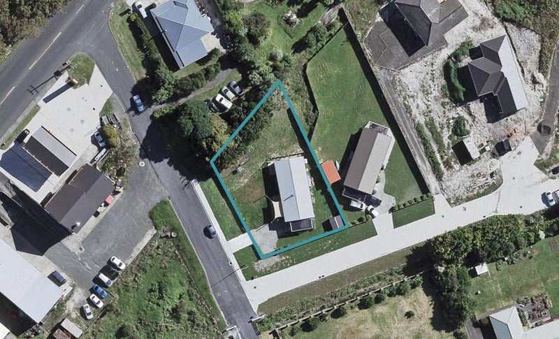 3 Brights Road, Waiuku, Waiuku - Carousel 1