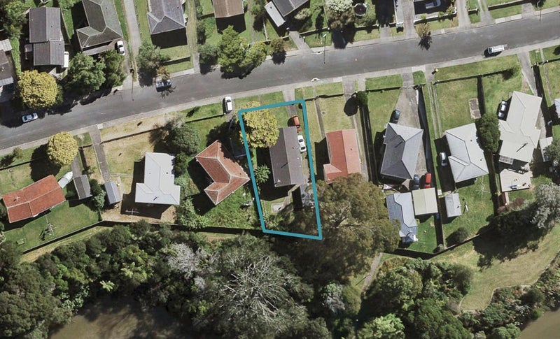 14 Sunline Avenue, Massey, Auckland - Carousel 1