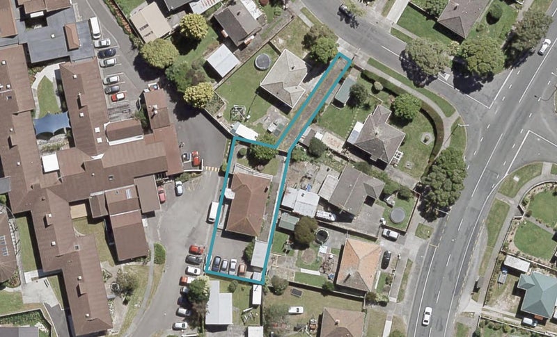1 Biddle Crescent, Taita, Lower Hutt - Carousel 1