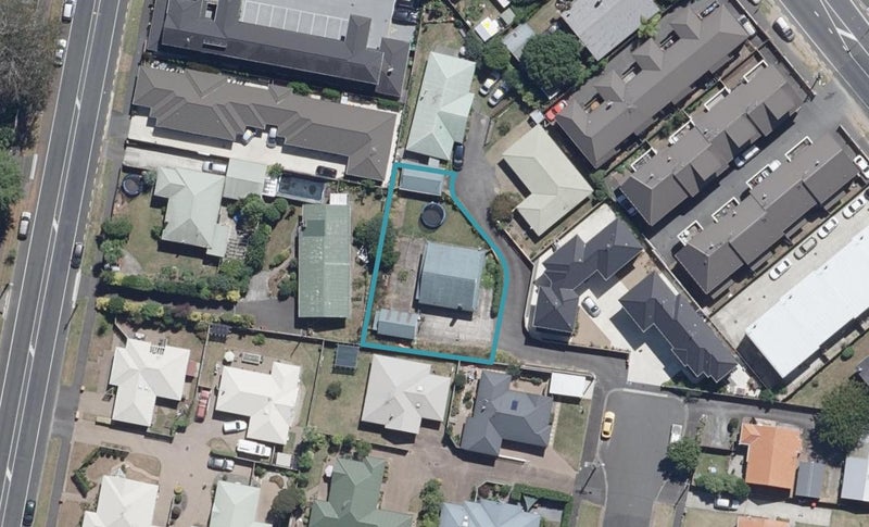 13 Short Street, Claudelands, Hamilton - Carousel 1