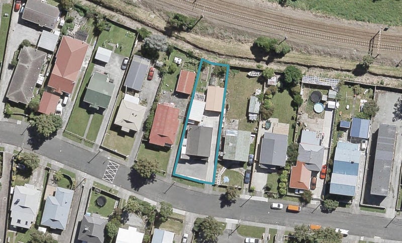 83 Randwick Crescent, Moera, Lower Hutt - Carousel 1