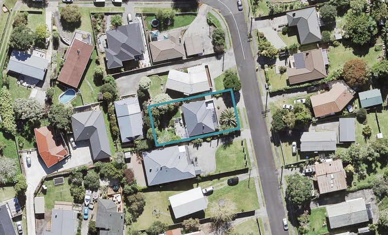 18 Mason Street, New Lynn, Auckland - Carousel 1