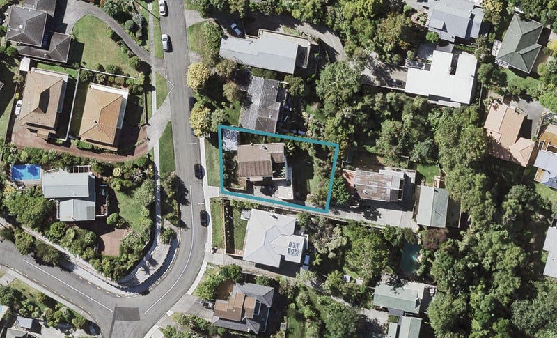 50 Parr Terrace, Castor Bay, Auckland - Carousel 1