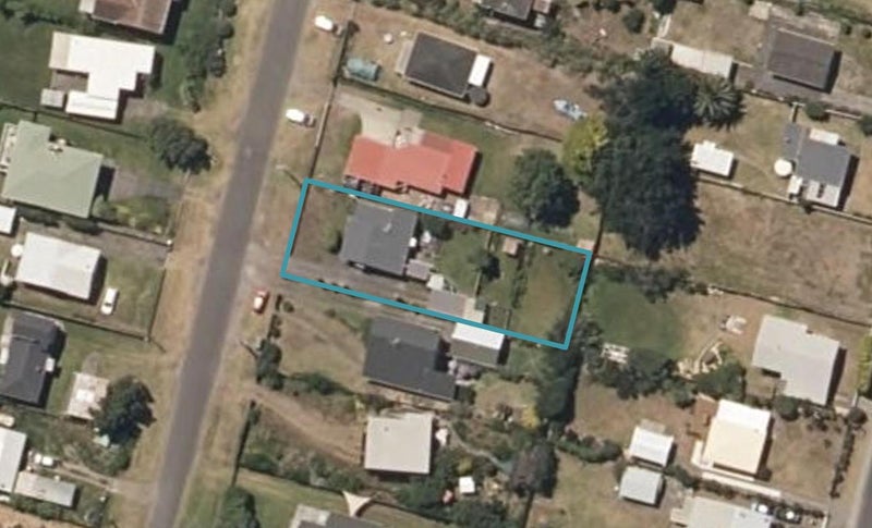 76 Park Avenue, Waitarere Beach, Levin - Carousel 1