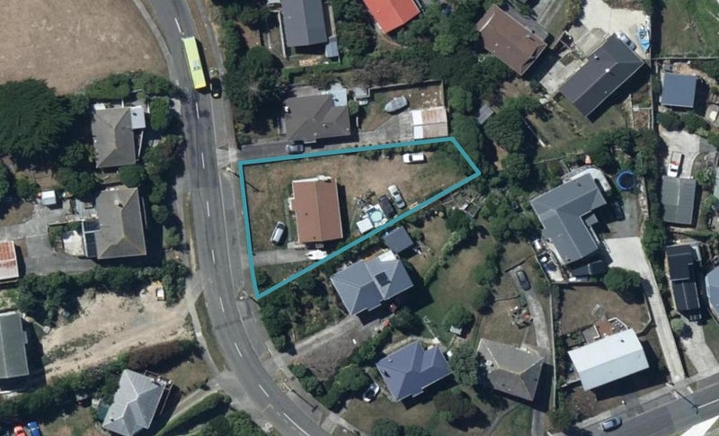 82 Pikarere Street, Titahi Bay, Porirua - Carousel 1