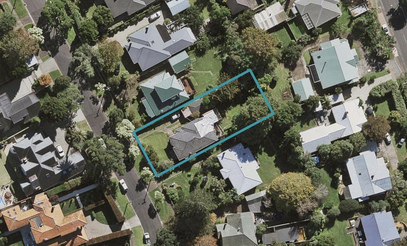 32 Maungakiekie Avenue, Greenlane, Auckland - Carousel 1
