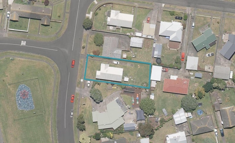 21 Rogers Street, Castlecliff, Whanganui - Carousel 1
