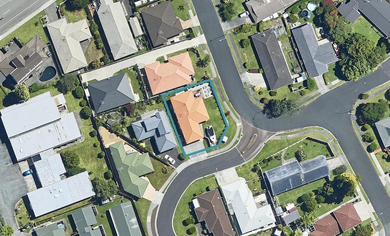 2 Whakaruru Place, Matua, Tauranga - Carousel 1