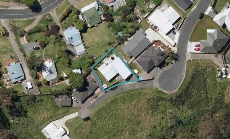 14 Madison Place, Morningside, Whangarei - Carousel 1