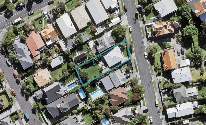 3 Sunny Brae Crescent, Westmere, Auckland - Carousel 1